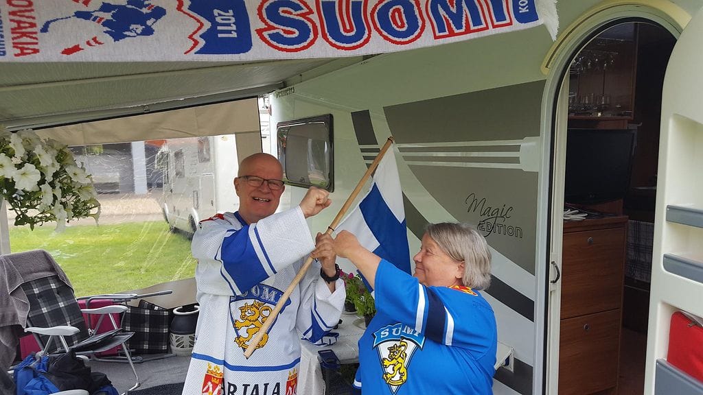 Jarmo ja Armi Karjalainen ovat tehneet pitkän matkan MM-kisoihin.