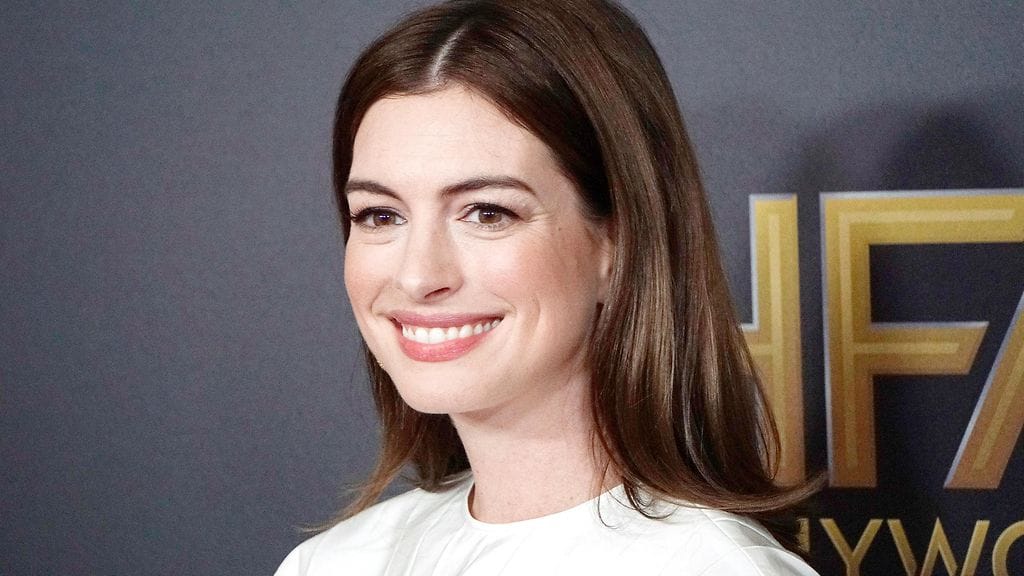 Anne Hathaway on pian kahden lapsen äiti.