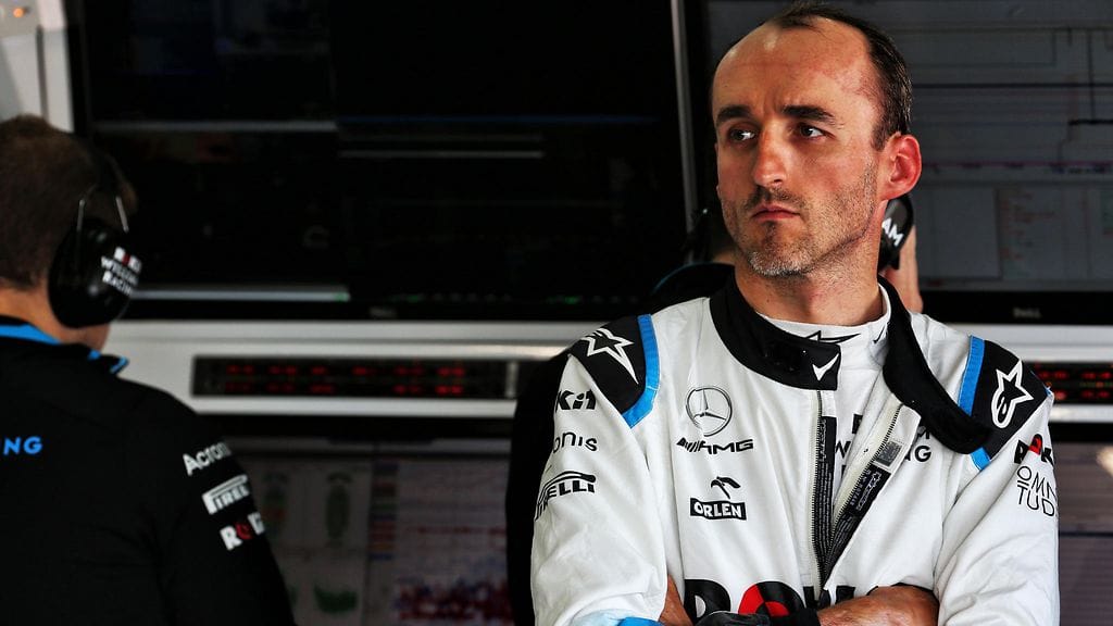 Robert Kubican jatko F1-sarjassa on vaakalaudalla.