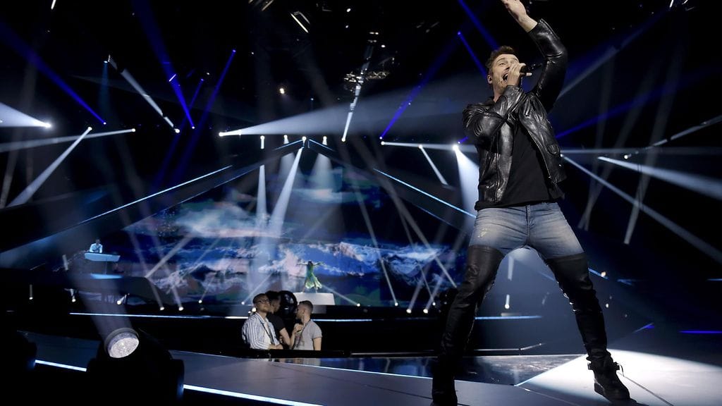 Anna Muurinen pohtii kutsuvierasartisteista luopumista, vaikka Suomessa onkin useita viisuihin sopivia edustajia.