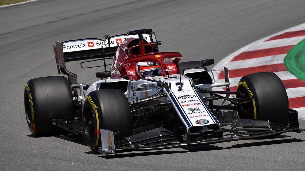 Kimi Räikkönen ahkeroi Espanjan Barcelonan testeissä keskiviikkona.