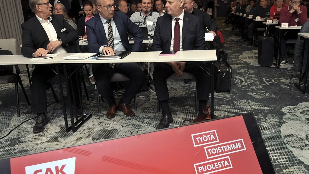 hallitusneuvottelutlehtikuva