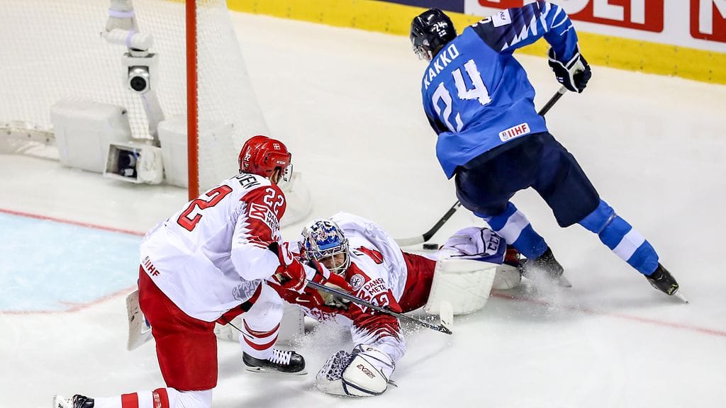 Kaapo Kakko veivasi näyttävästi Leijonien 1-1-osuman torstain Tanska-ottelussa.