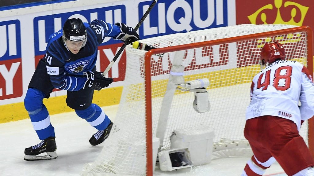 Kaapo Kakko veivasi komeasti 1-1-tasoitusmaalin.