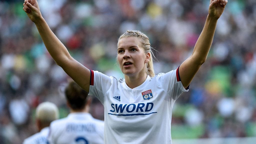 Ada Hegerberg takoi hattutempun.
