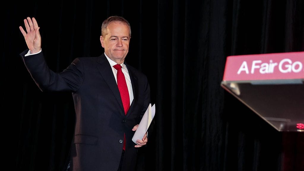 Australian työväenpuolueen puheenjohtaja Bill Shorten ilmoitti erostaan heti puolueen kärsimän yllätystappion jälkeen.
