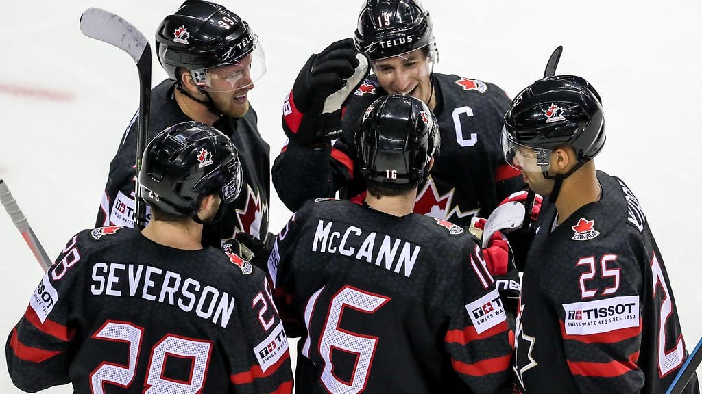 Kanada sai tuulettaa jääkiekon MM-kisoissa maanantaina.