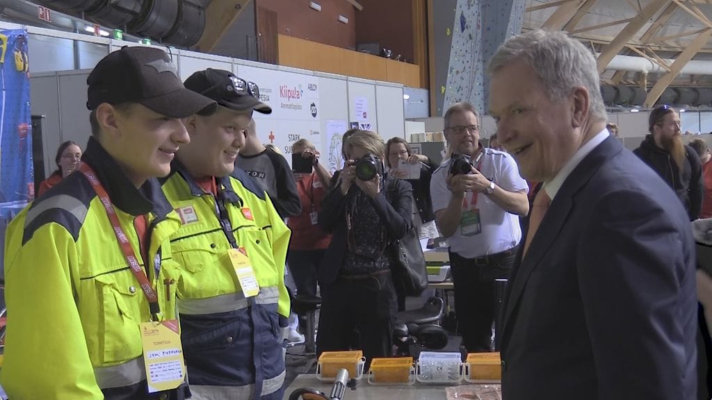 Joensuussa Taitaja 2019 -tapahtumassa vieraillut presidentti tapasi päivän aikana paljon nuoria ja keskusteli heidän kanssaan myös ilmastoteoista.