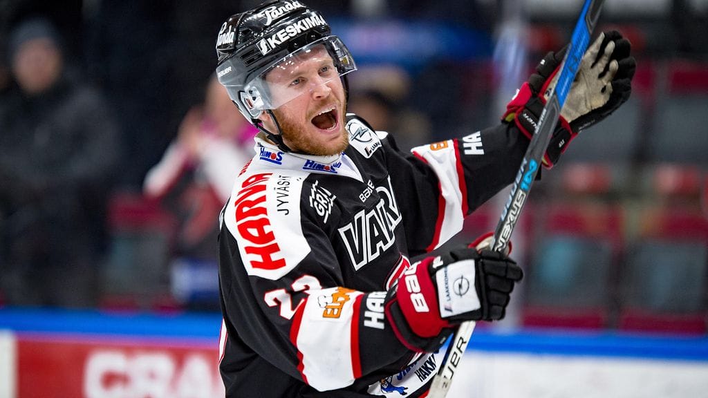 Jake Newton siirtyy SHL:ään, Ruotsin pääsarjaan.