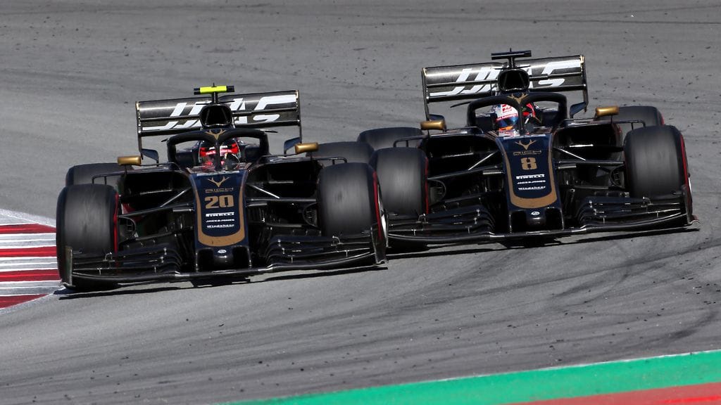 Haas-kuljettajat osuivat yhteen Espanjan GP:ssä F1-sarjan edellisessä kisassa.