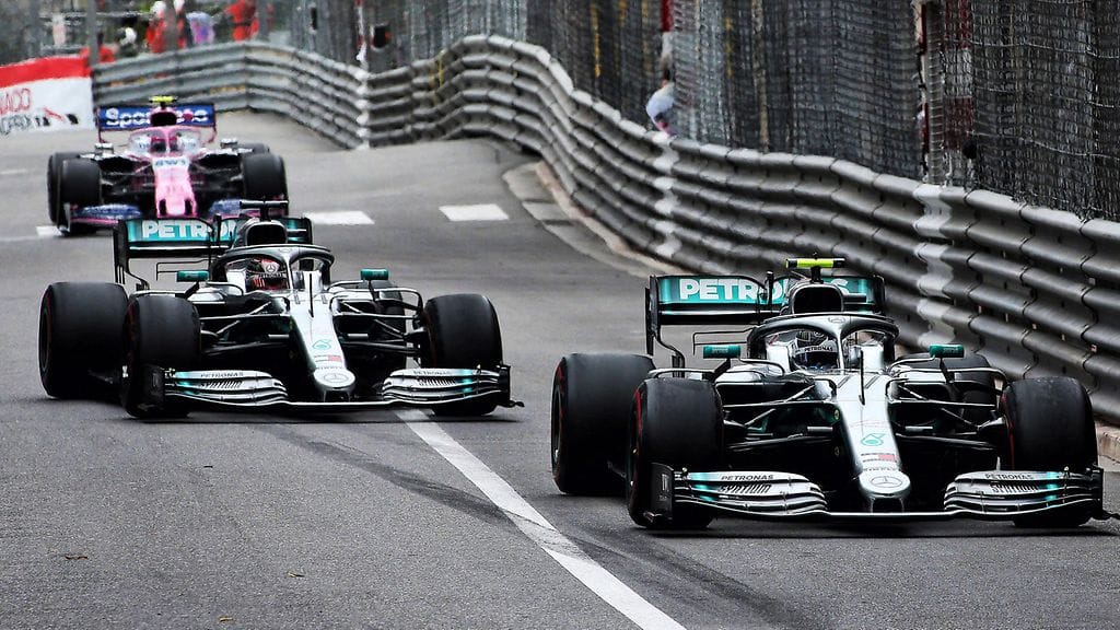 Valtteri Bottas ja Lewis Hamilton dominoivat harjoituksia Monacossa.