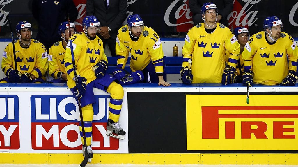 Ruotsi koki yllätyksen MM-kisojen puolivälieräottelussa, kun "nimetön" Suomi tuli ja kaatoi ennakkosuosikin.