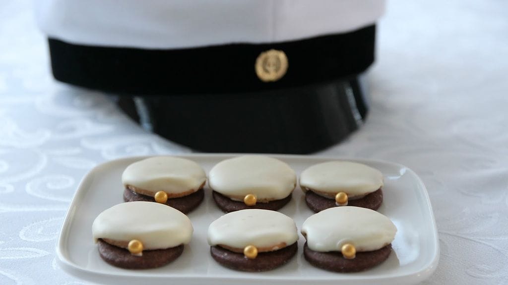 ylioppilaslakkipikkuleivät 1