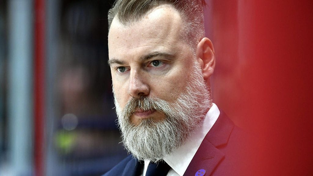 Ruotsin päävalmentaja Rikard Grönborg harkitsi haastoa Leijonien 4-4-tasoitusmaalin yhteydessä torstain puolivälieräottelussa.