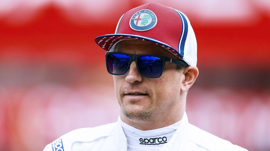 Kimi Räikkönen pääsi tutustumaan myös vesiskootterimaailmaan Monacossa.