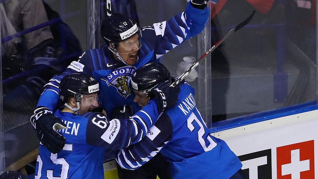 Marko Anttila latasi Leijonien 4-4-tasoitusmaalin torstain puolivälieräottelussa Ruotsia vastaan.