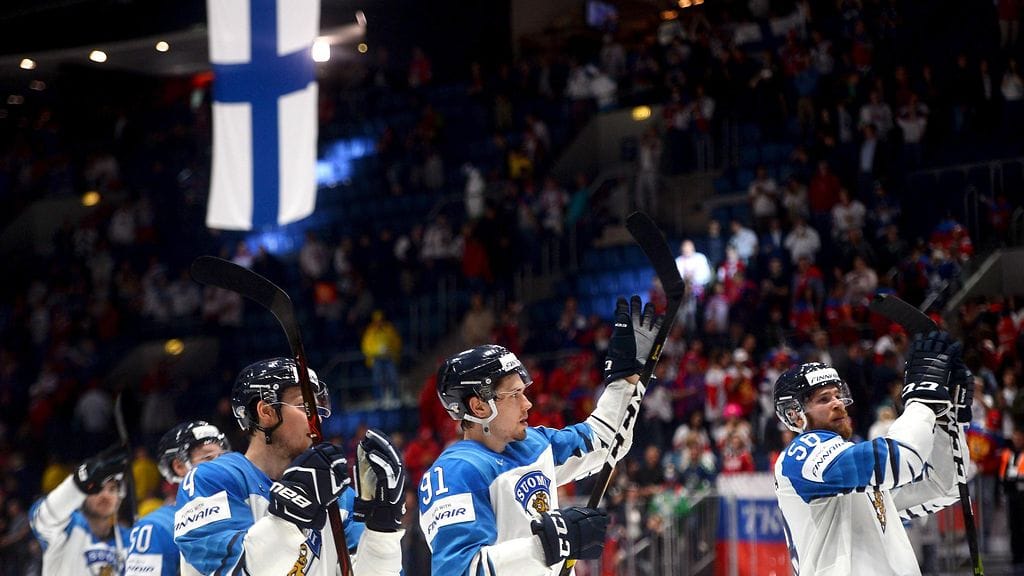 Juhliiko Suomi tänään jääkiekon MM-kultaa? Ainakin poliisi on varautunut torijuhliin.