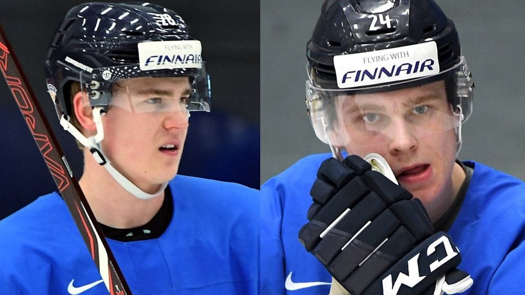 Henri Jokiharju (vasemmalla) ja Kaapo Kakko (oikealla) voivat tehdä tänään suomalaishistoriaa.