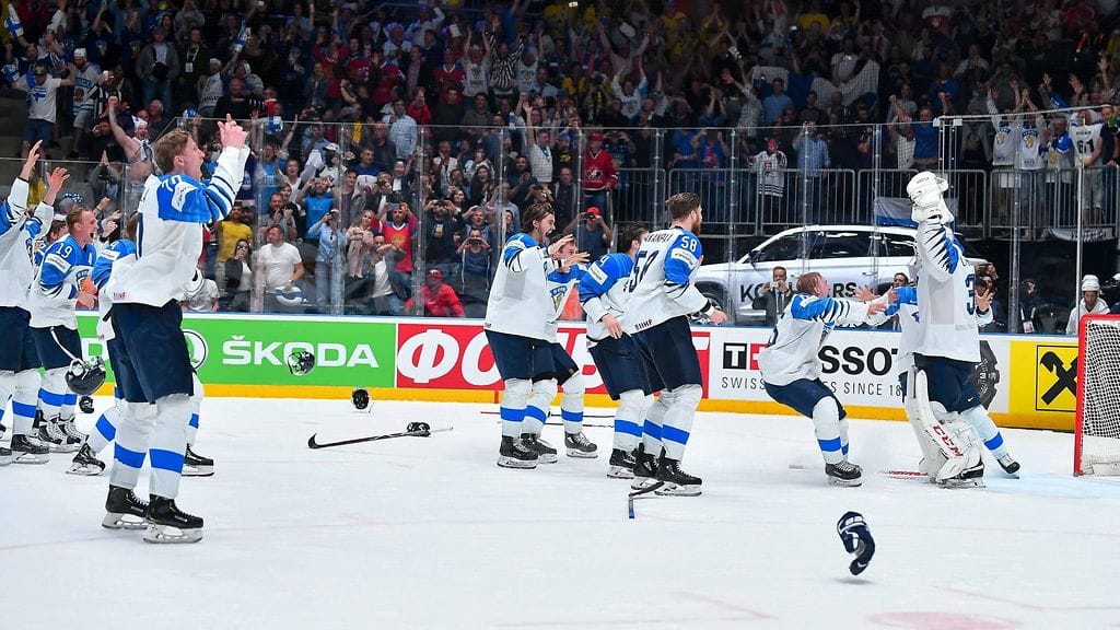 Leijonat juhli sen historian kolmatta maailmanmestaruutta.