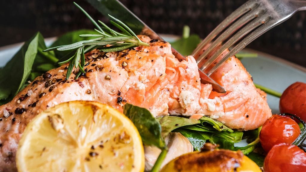 Miten paistetaan täydellistä uunilohta?