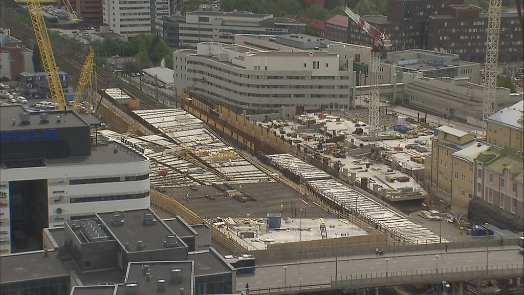 Jättikokoisen kansiareenan perustukset ovat valmiina. 50 000 neliön suuruisen areenan tulisi olla valmiina tällä paikalla vuoden 2021 loppuun mennessä.