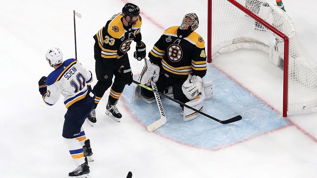 Tuukka Rask antautui jatkoajalla.