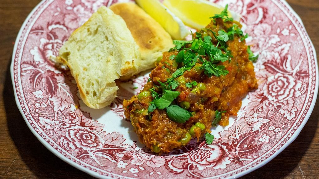 Pav Bhaji, yksi Intian suosituimmista katuruoista.