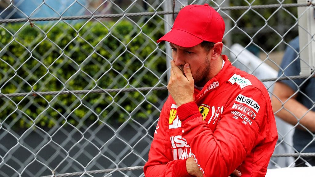 Sebastian Vettel saa kritiikkiä niskaansa.