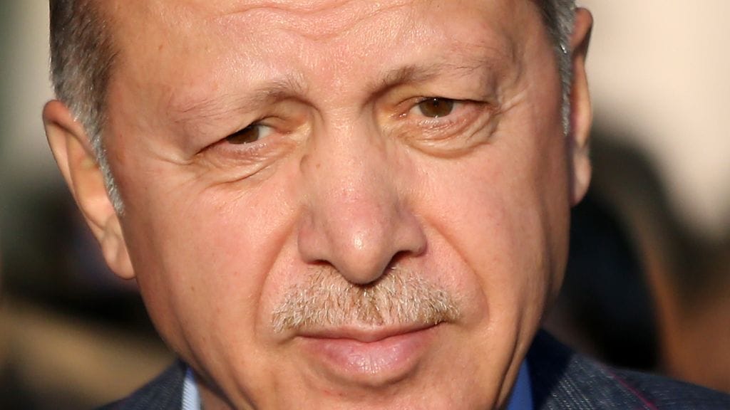 Turkin presidentin Recep Tayyip Erdoganin mukaan Turkki on valmis lähettämään myös tarvittaessa joukkoja Libyaan, mutta tällä hetkellä yhteistyösopimus ei mahdollista joukkojen lähettämistä.