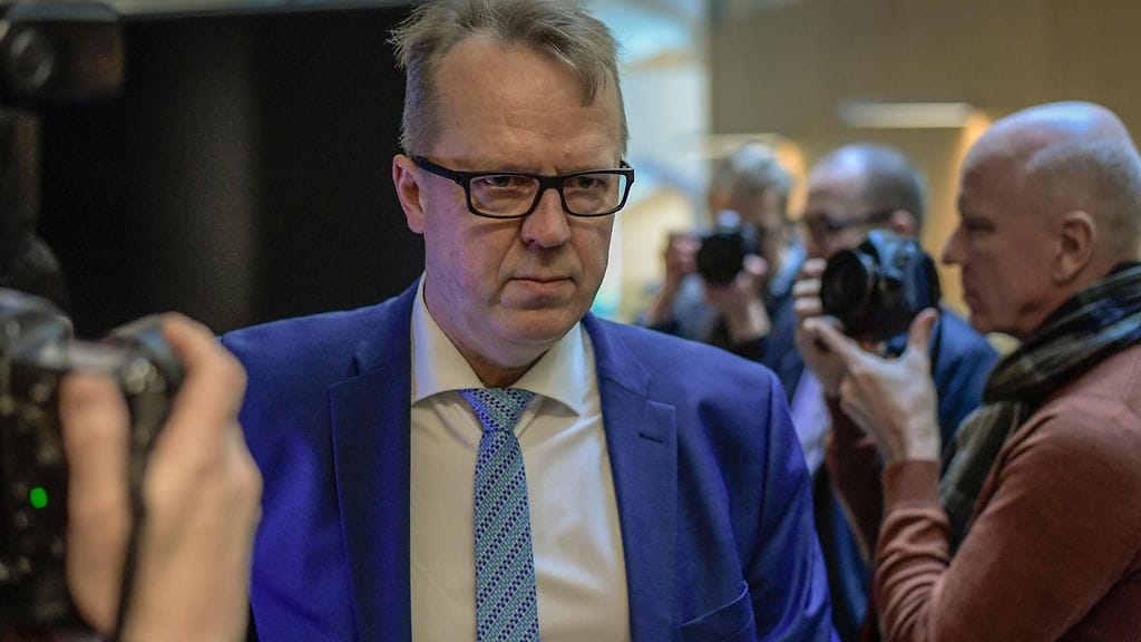 Antti Hartikainen kuvattuna virkarikossyytteiden käsittelytilaisuudessa 19. huhtikuuta 2018 Helsingin käräjäoikeudessa.