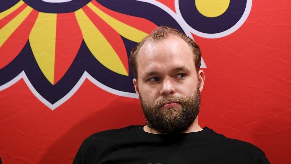 Antti Niemen ura jatkuu Jokereiden paidassa.