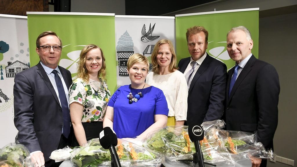 Keskustan ministerit.