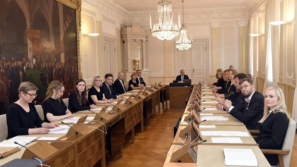 Antti Rinteen tuoreessa hallituksessa on naisia enemmän kuin miehiä.