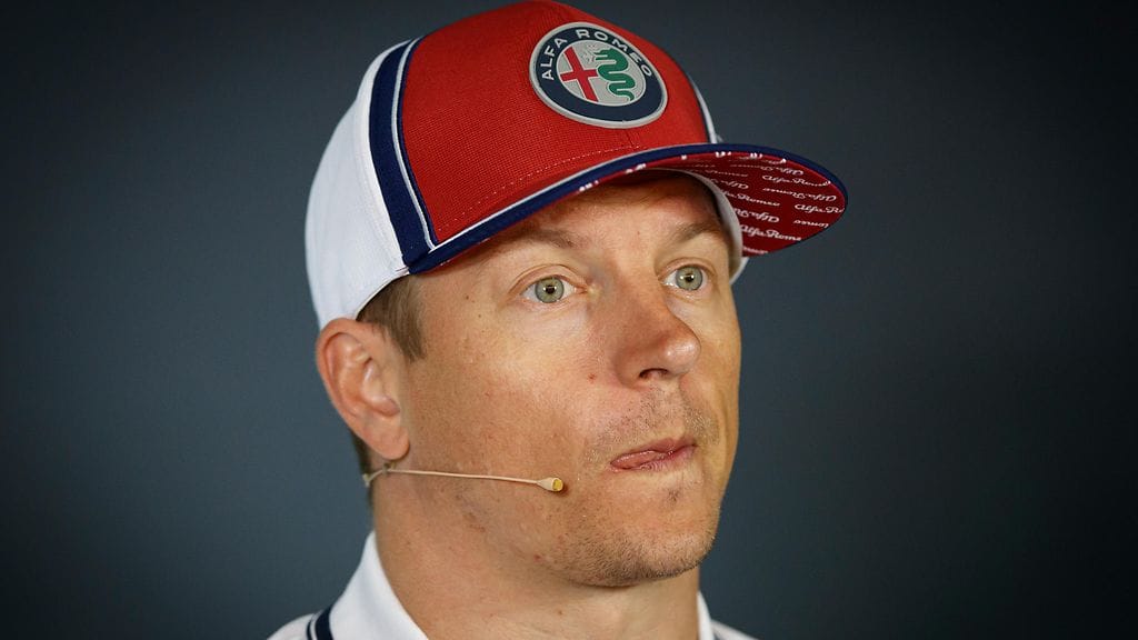 Kimi Räikkönen myöntää suoraan: Alfa Romeolta puuttuu vauhtia.