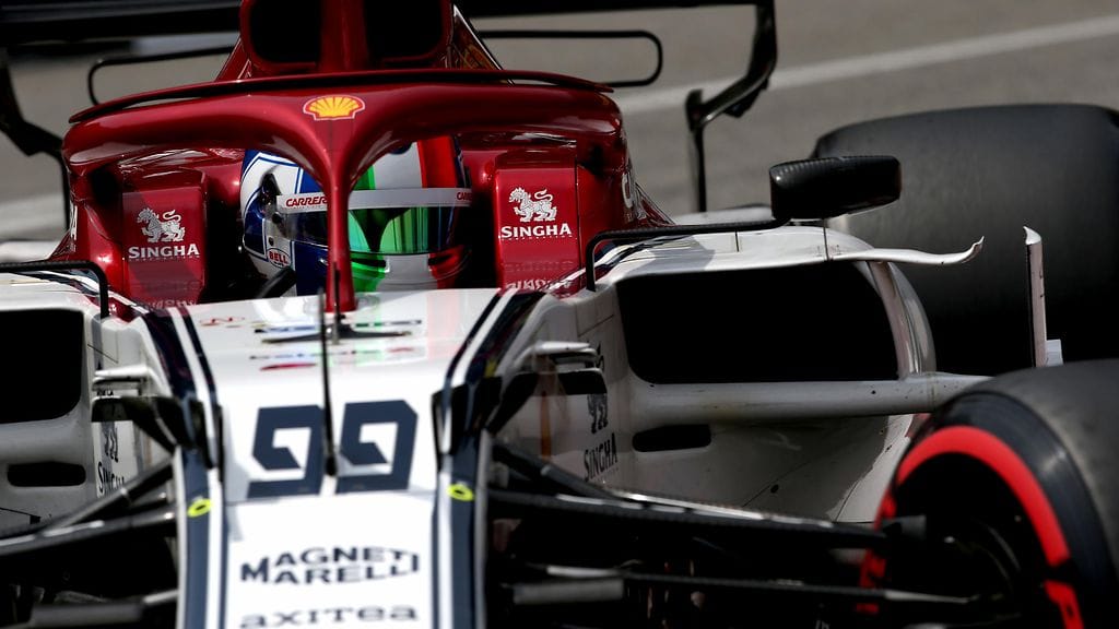 Alfa Romeon italialaiskuljettaja Antonio Giovinazzi on päätynyt jo kiusallisten huhujen keskelle.