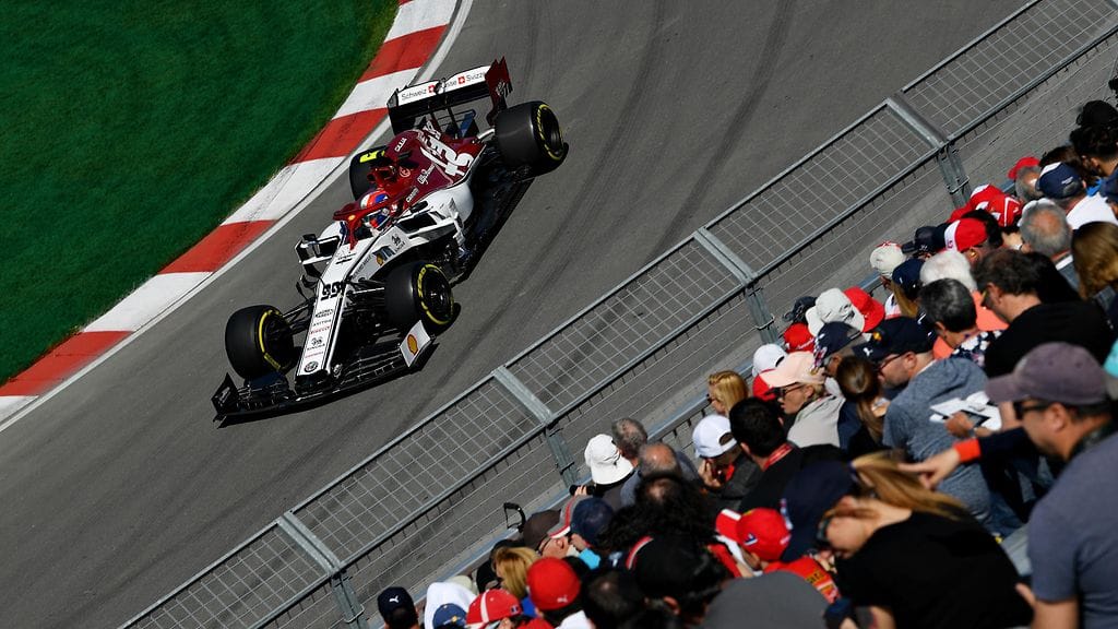 Alfa Romeon Antonio Giovinazzi teki kohtalokkaan virheen Kanadan GP:n ensimmäisissä vapaissa harjoituksissa.