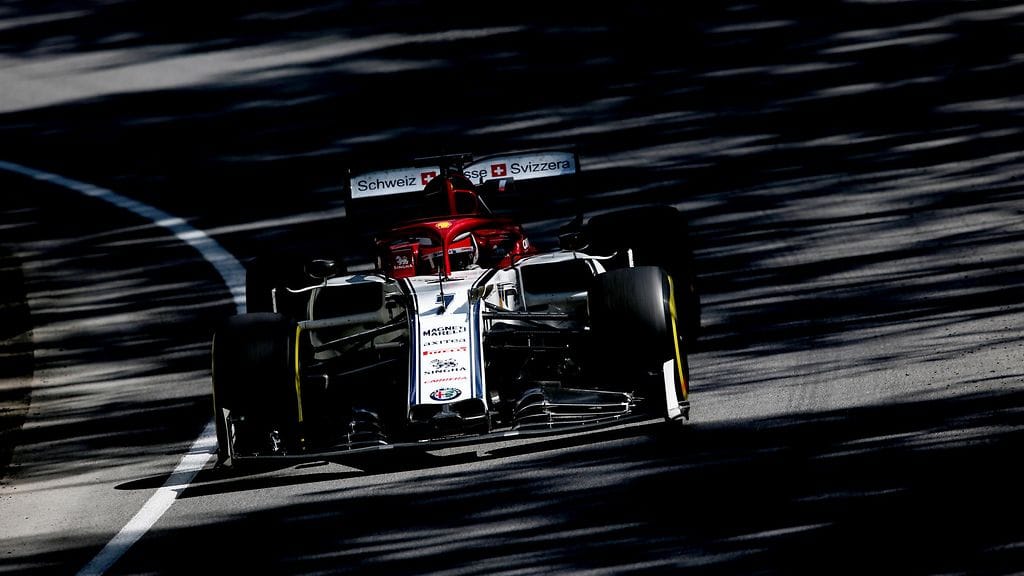 Kimi Räikkönen oli osua murmeliin Kanadan GP:n kolmansissa vapaissa harjoituksissa.