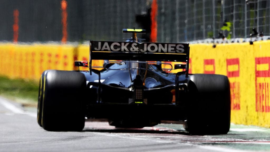 Haasin Kevin Magnussen täräytti seinään Kanadan GP:n aika-ajoissa.