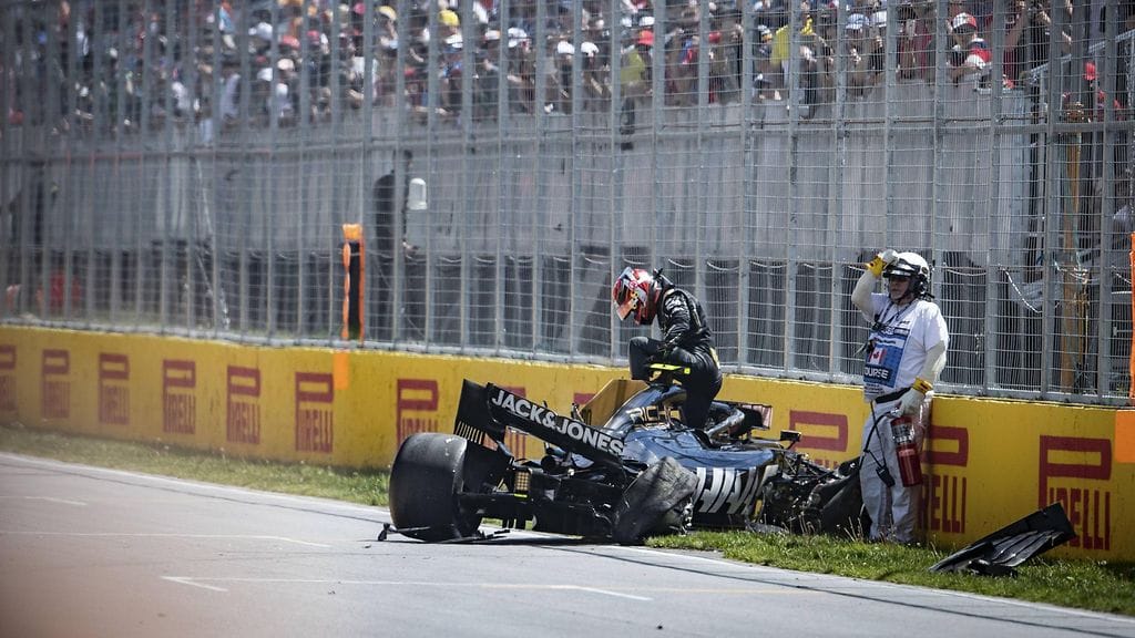 Kevin Magnussenin auto meni rajuun kuntoon lauantain aika-ajojen ulosajon myötä.