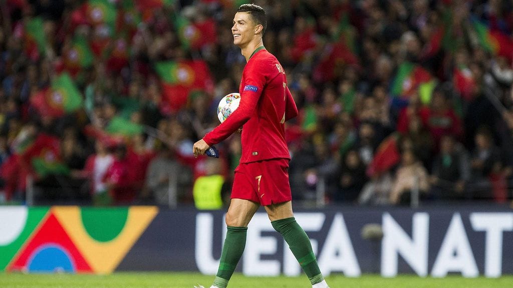 Christiano Ronaldo teki upean eleen kannattajalle.