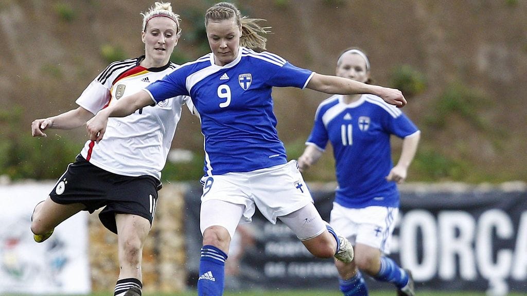Laura Österberg Kalmari pelasi komean uran maajoukkueessa.