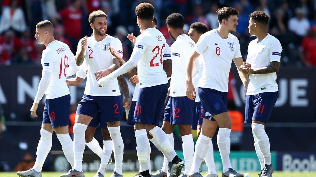 Englanti selätti rankkarikammonsa.