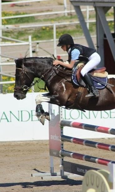 ratsastusonnettomuus kuollut Hilda