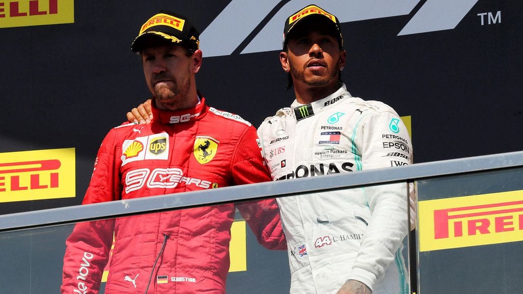 Sebastian Vettelin (vasemmalla) ja Lewis Hamiltonin (oikealla) kohutilanne on puhututtanut Kanadan GP:n jälkeen.