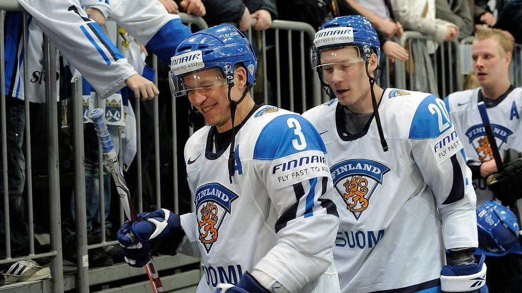 Petteri Nummelin ja Antti Miettinen olivat edustamassa Leijonia vuoden 2010 MM-kisoissa.