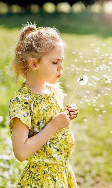 Prinsessa Estelle Hagan linnan pihalla kesäkuussa 2019