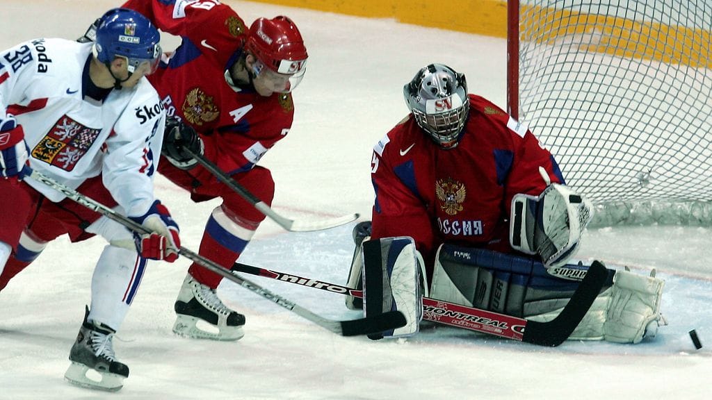 Maksim Sokolov Venäjän maalilla MM-kisoissa keväällä 2006.