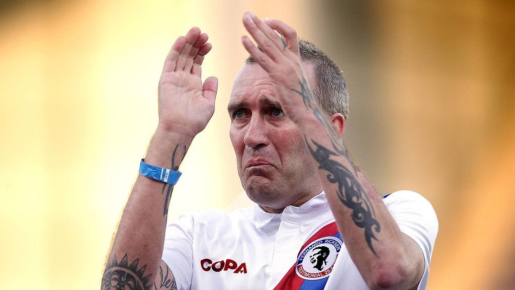 Fernando Ricksen haluaa viettää aikaa faniensa kanssa vielä viimeisen kerran.