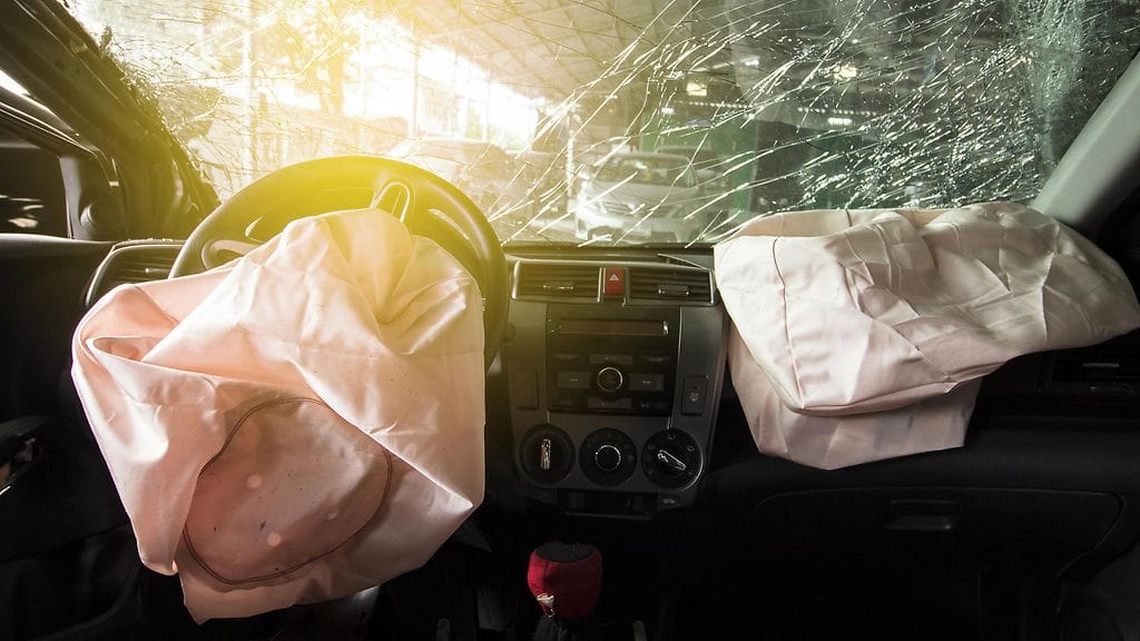 Kun 17-vuotias Macy ei tullut kotiin kotiintuloaikaansa mennessä, hänen äitinsä Catrina Cramer Alexander alkoi hätääntyä. Perheellä oli onnekseen käytössä Etsi ystäväni -sovellus.