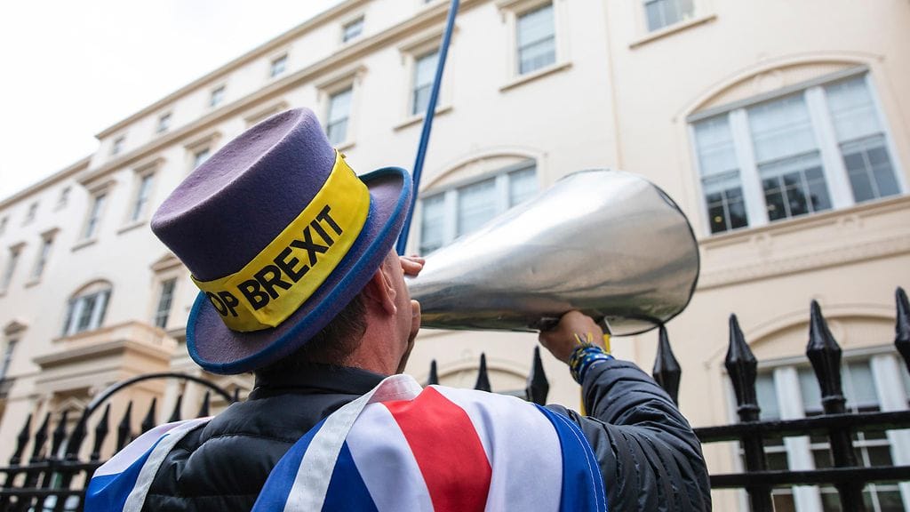 Britannian tuore pääministeri on luvannut toteuttaa brexitin lokakuussa, joko sopimuksen kanssa tai ilman.